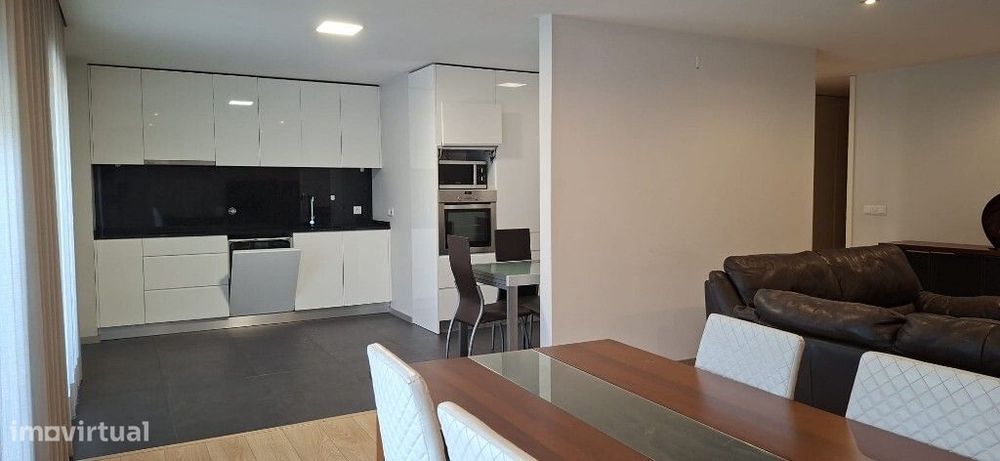 Apartamento T3 - Lage - Vila Verde