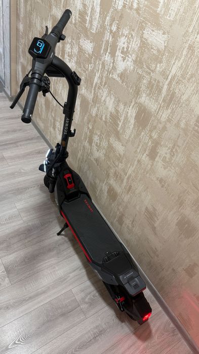 SEGWAY Ninebot ZT3 Pro E