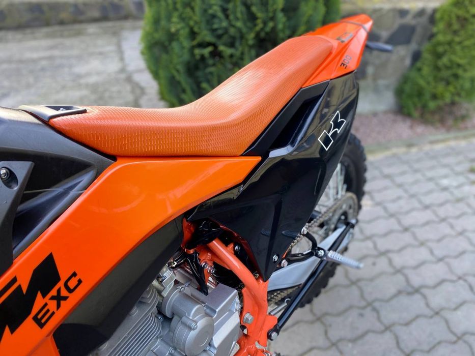 Кові 300 1500 км пробіг 25 року , як новий