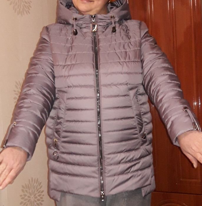 Курточка качественная, красивая