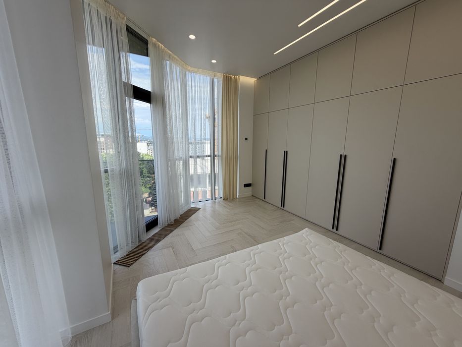 Продаж видової трикімнаткої по набережній , Uzh Towers