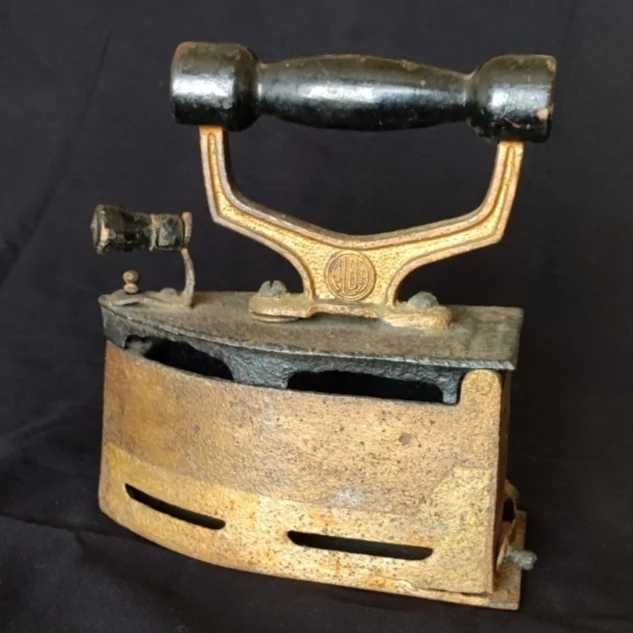 #ferro engomar a carvão, marca #Alba