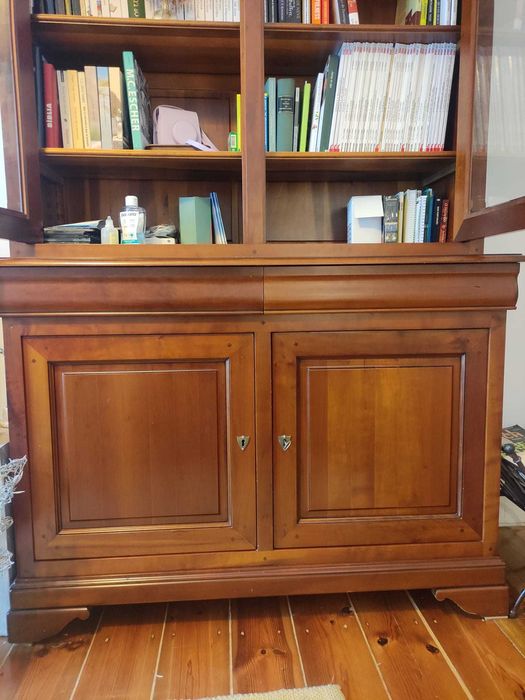 Louceiro/Armário de madeira como novo