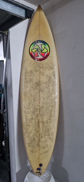 Prancha de surf  amarela