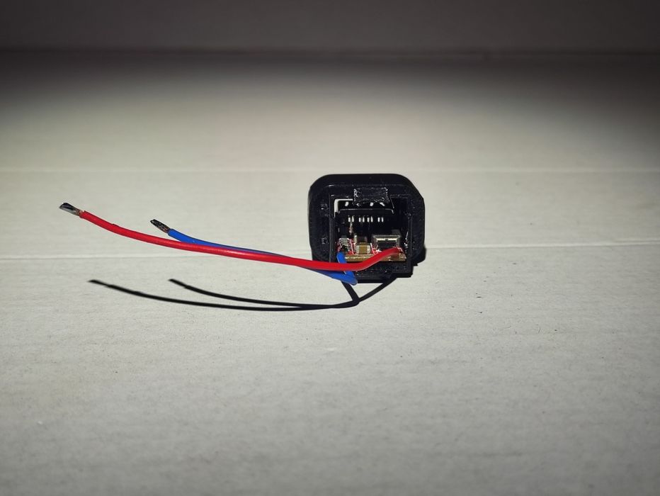 Юсб зарядка в Vaz( Ваз )