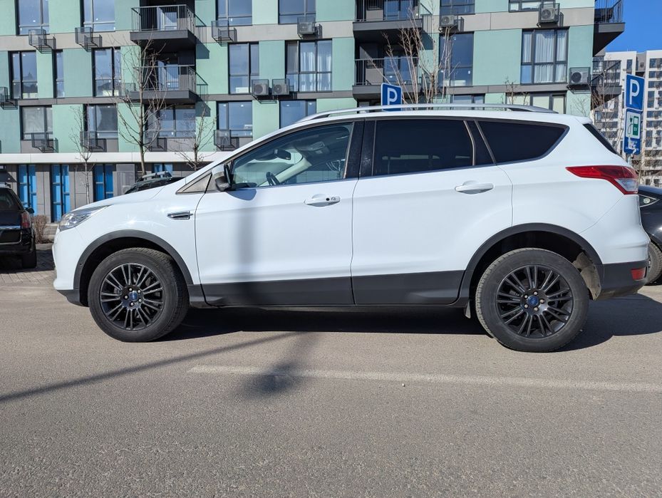 Kuga 2 titanium  дизель 7л/100км повний привід