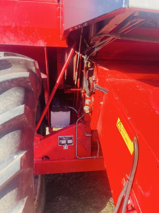 Комбайн Massey Ferguson 19
