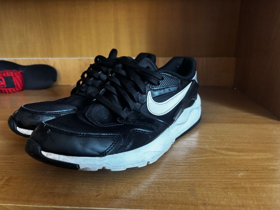 Nike buty sportowe 42.5