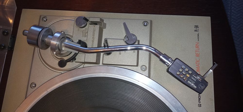 Gramofon Pioneer PL 514