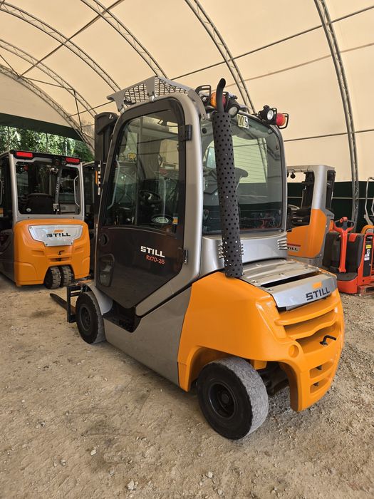 Still 2.5T diesel 1.9 triplex kabina