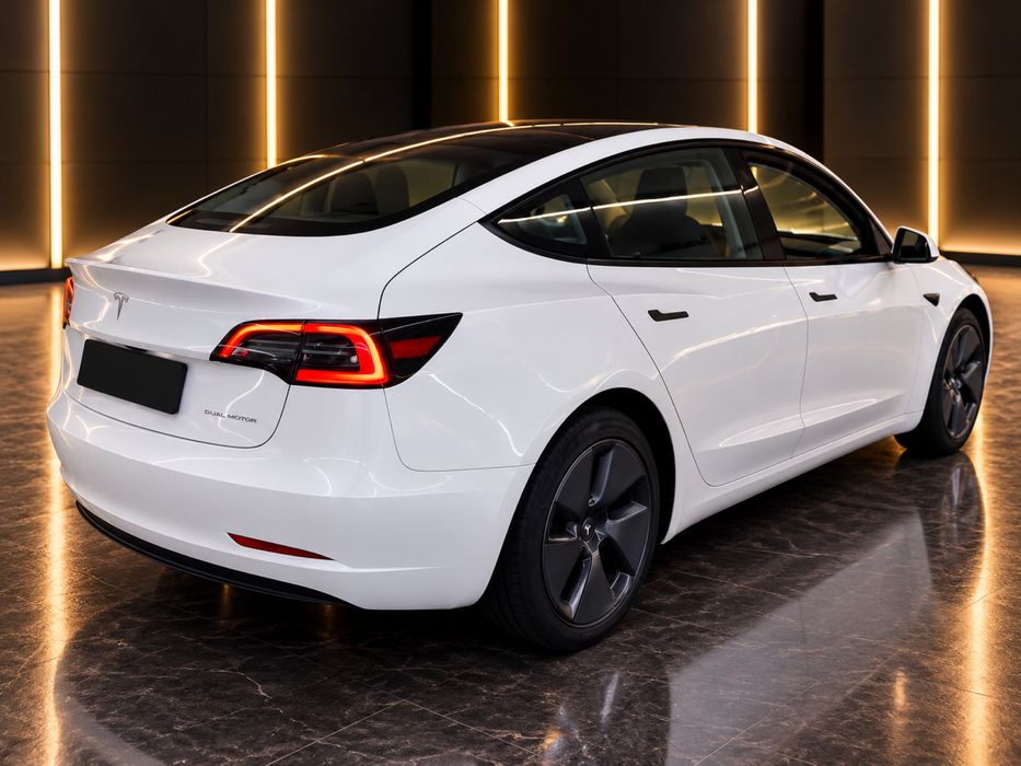 Tesla Model 3 Long Range  12/2021 Soh 90.6%