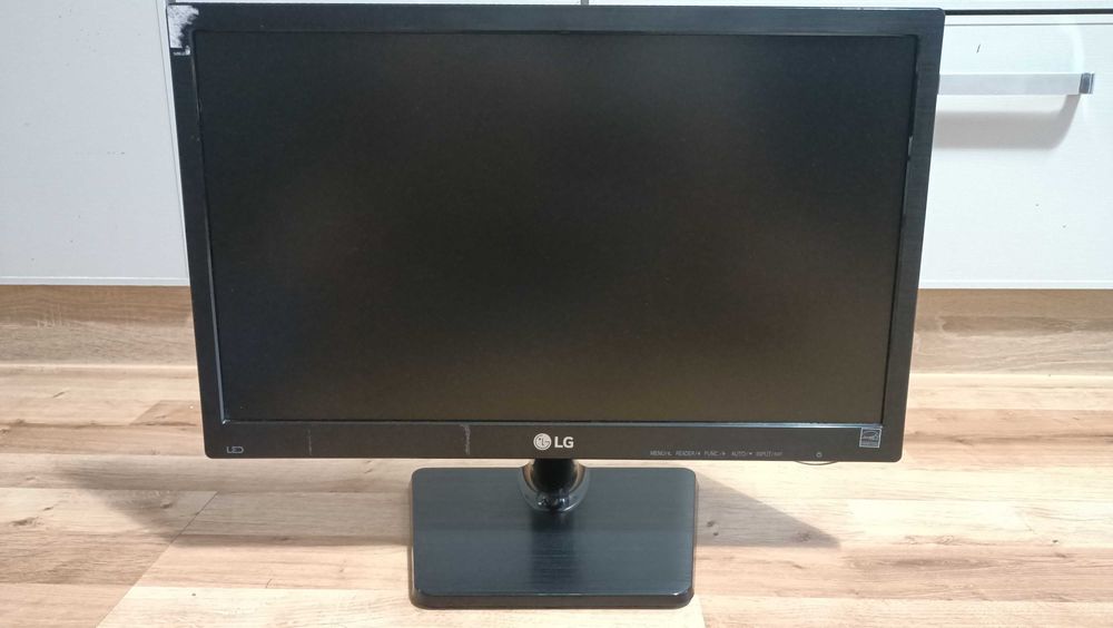 Monitor LG 19 cali LED