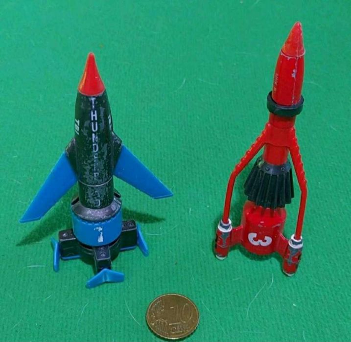 Naves Espaciais modelo MATCHBOX Thunderbirds vintage