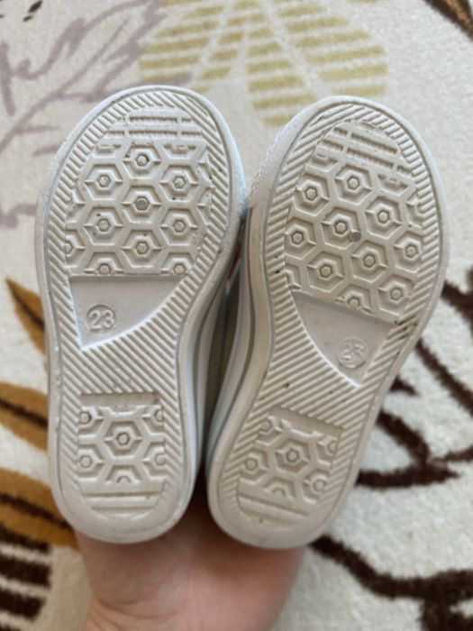 Продам кеды на мальчика