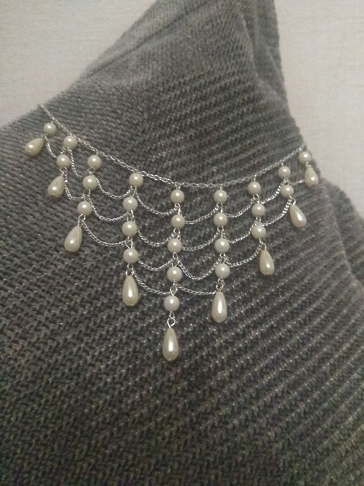 Perełki łezki, kolia Bijou Brigitte