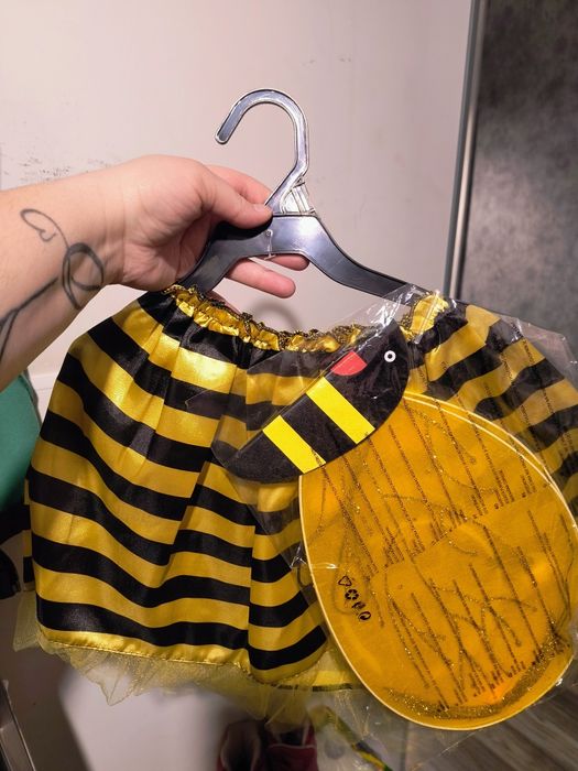 Przebranie pszczoły