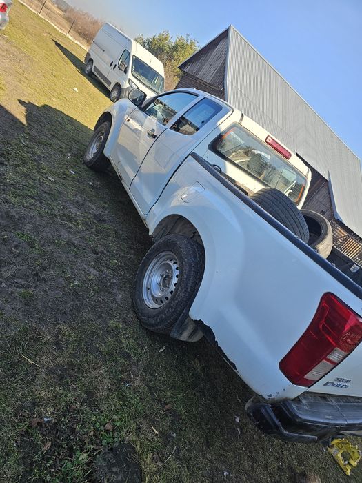 Isuzu D-max pickup 2018r 1.9 diesel sprawny na chodzie 73 tys przebieg