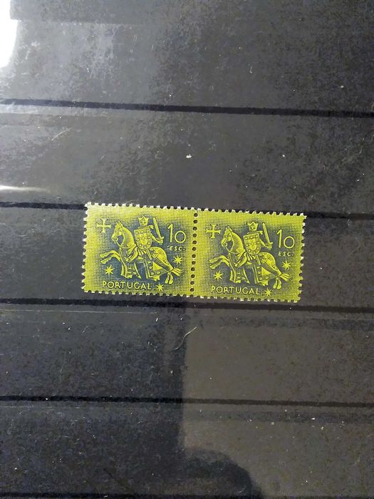 1953 Selos da Série Da Autoridade do Rei D° Dinis MNH **