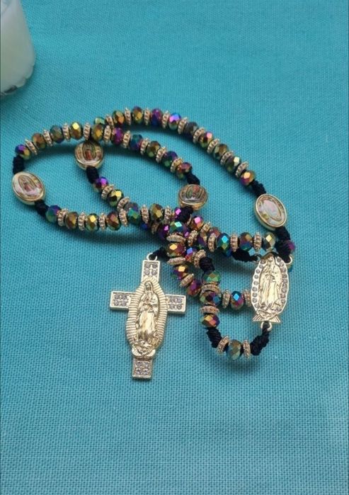 Cudny różaniec z Gwadelupe.Meksyk .