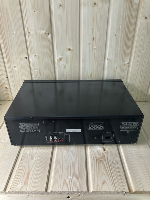 Magnetofon Technics RS-TR333, działa, świetna baza do odnowy