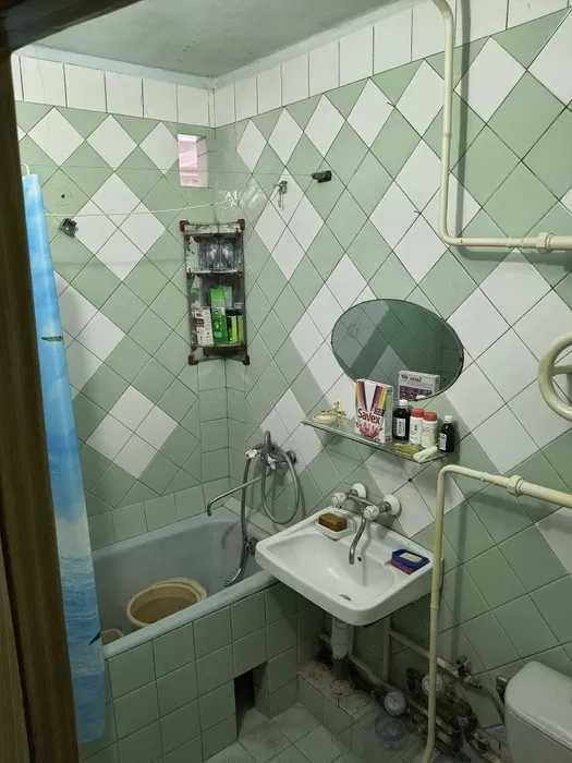 Продам 3к кв Коммунальный рынок. ТРЦ  КЛАСС. Сертификат.IN