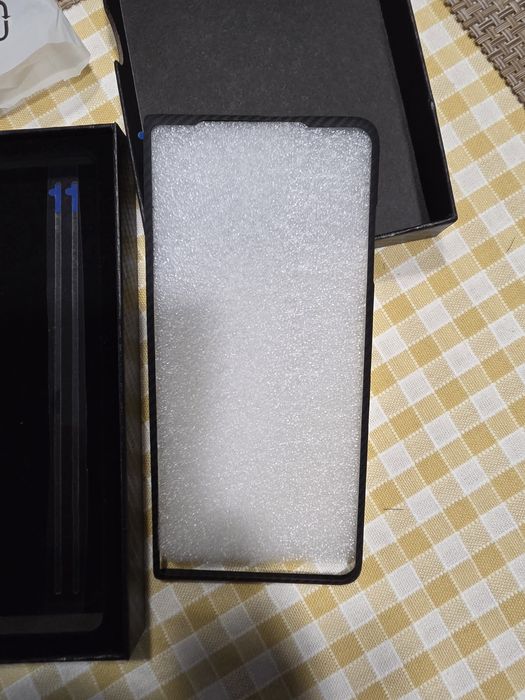 Capa carbono magsafe honor v3