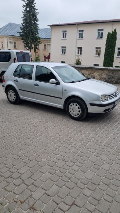 Volkswagen GOLF 4 1.4 2002p