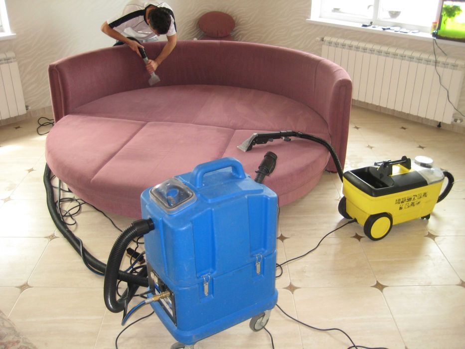 Химчистка дивана, чистка мягкой мебели Самар . Стирка ковров