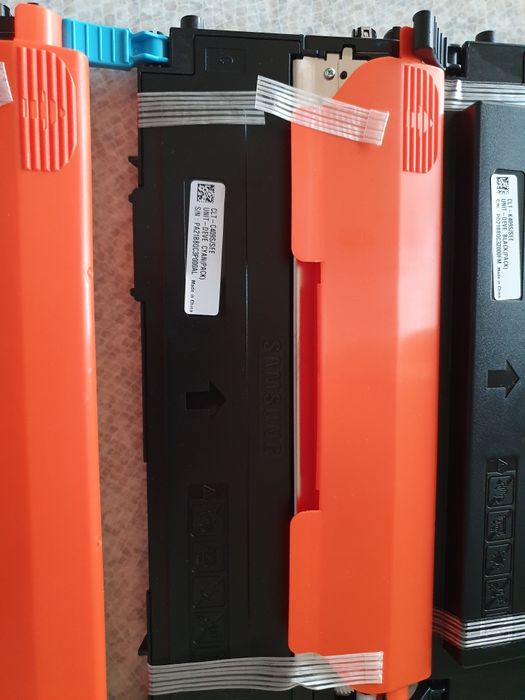 Продаю комплект оригінальних картриджей Samsung для лазерного принтера