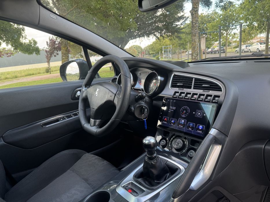 Peugeot 3008 1.6HDi - Nacional - 18 Meses de Garantia