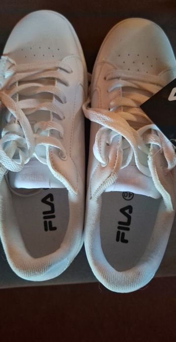 Buty sportowe damskie