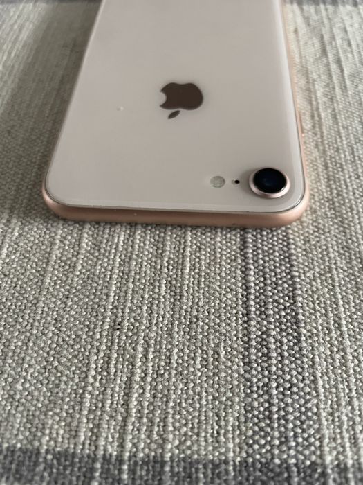 iPhon8 64GB Rose Gold