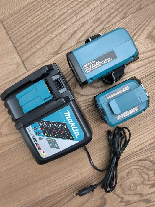 Makita зарядний пристрій DC18RC , ліхтарі DML186, перехідник ADP05,  акумулятори 5Ah
