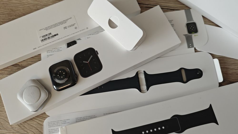 Apple Watch 6 black 44 mm