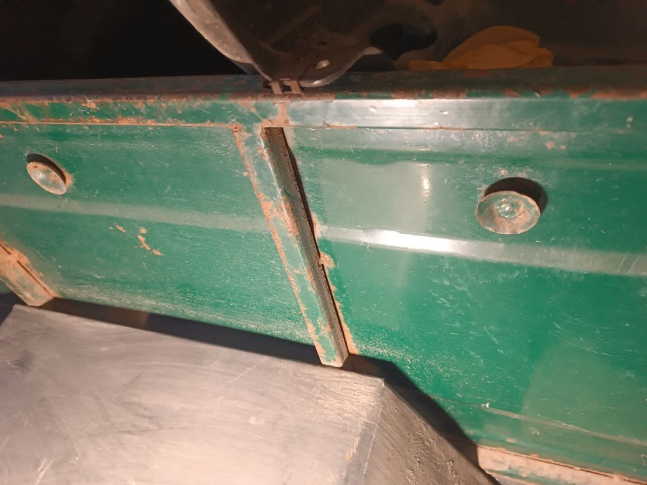 Прицеп автомобільний