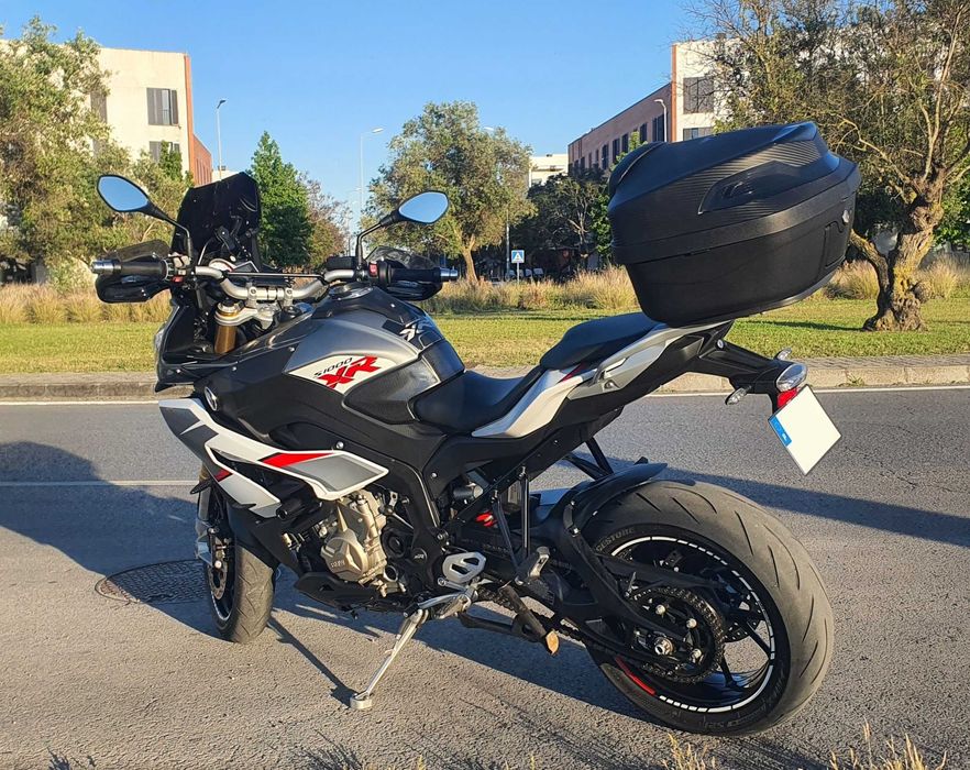 BMW S1000XR (2016) | 26.500km | Full Extras + Material de Origem