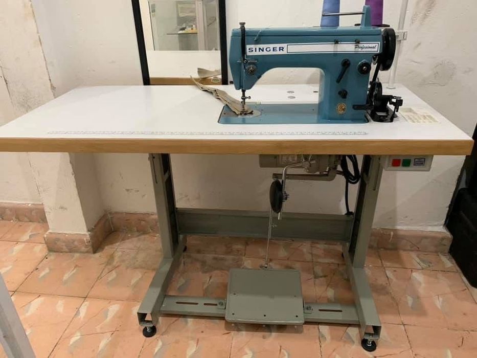 Máquina de Costura Singer 20U