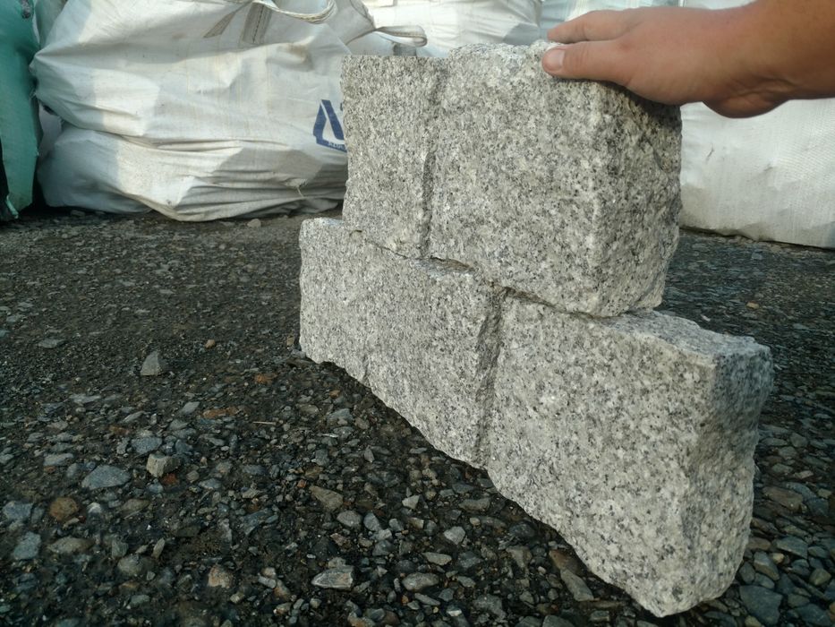 Palisada 30cm opornik kostka granitowa brukowa palisady granitowe grys