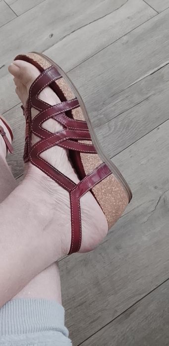 Sandały damskie ze skóry rozm 39