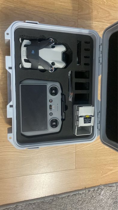 DJI mini 4 pro COMBO
