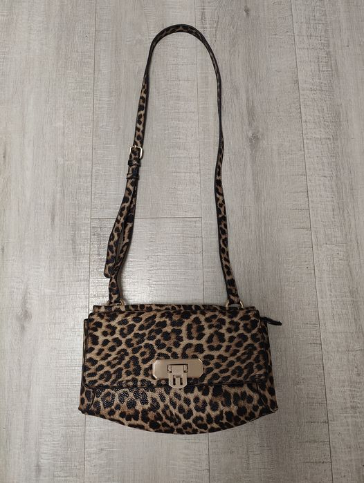 Нова сумка кросбоді від Next леопардового принту