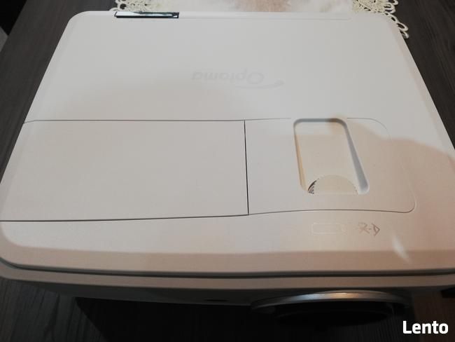 Sprzedam projektor optoma x 515  lub zamienię na JBL Partybox 1000