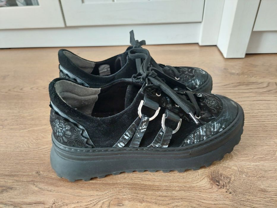 MACIEJKA sneakersy damskie roz.  39