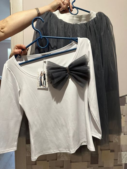 Шикарний Плаття костюм новий