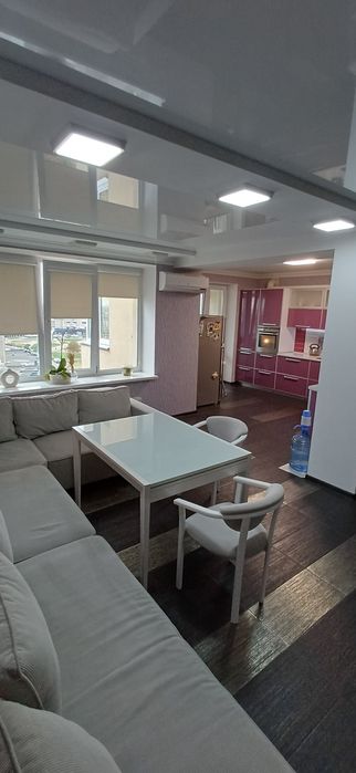 Продам 4кімнатну квартиру 175кв.м.Центр. Власник