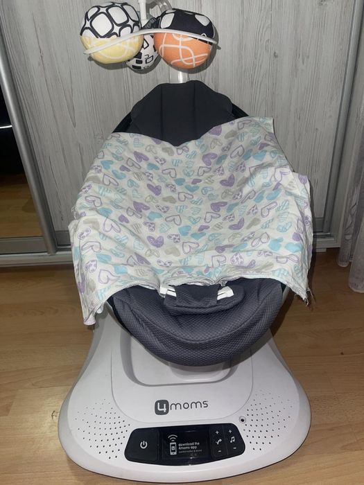 Крісло-гойдалка заколисувач 4moms