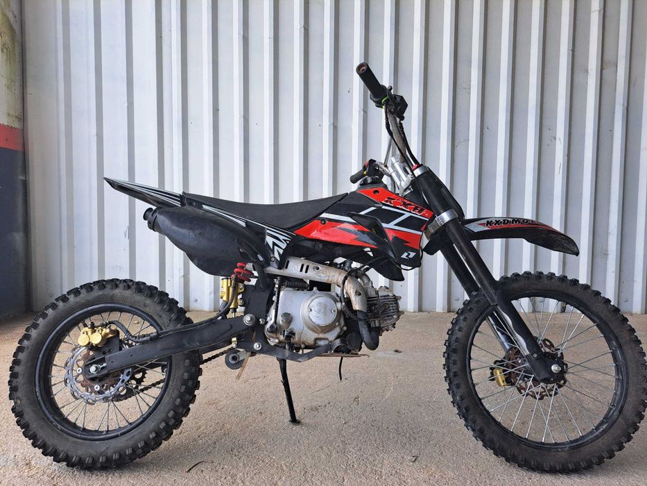 Moto cross tipo dirtbike. 110cc não matriculada.