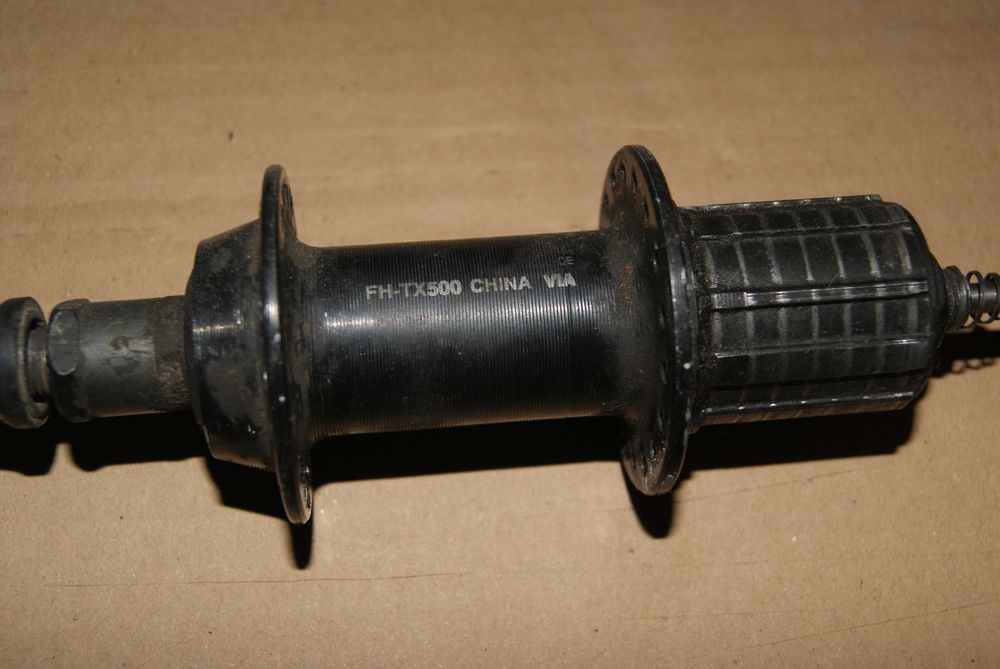 Piasta tył Shimano FH-TX500 36H 8rz.
