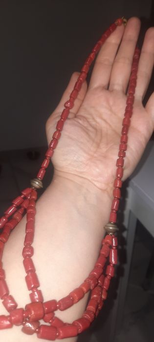 Бусы из натурального камня. Коралл, бирюза