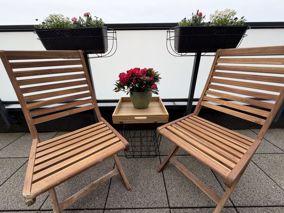 Sprzedam krzesla ogrodowe.